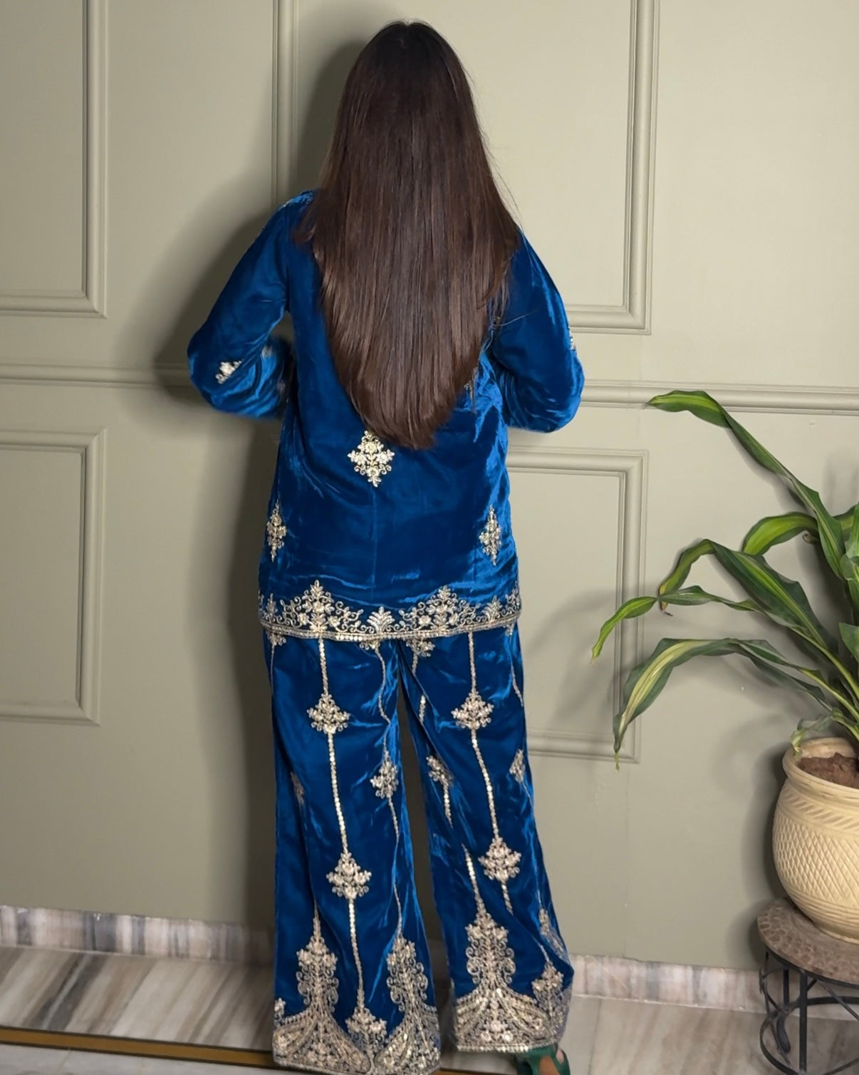 ICE BLUE VELVET SET ICE BLUE VELVET SET